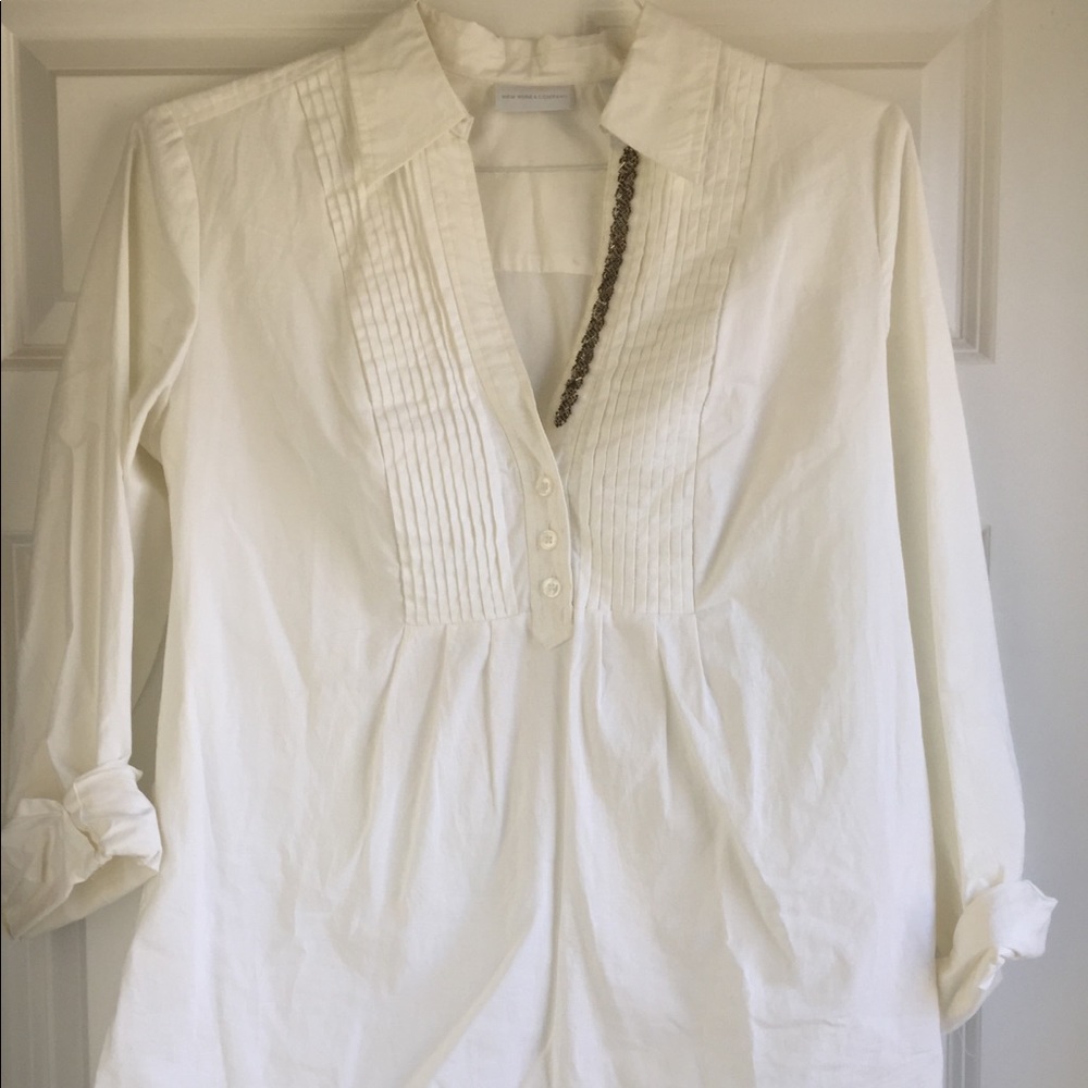 ⏰ NY&C White beaded blouse